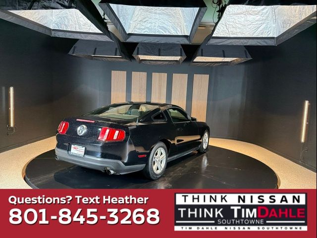 2012 Ford Mustang V6