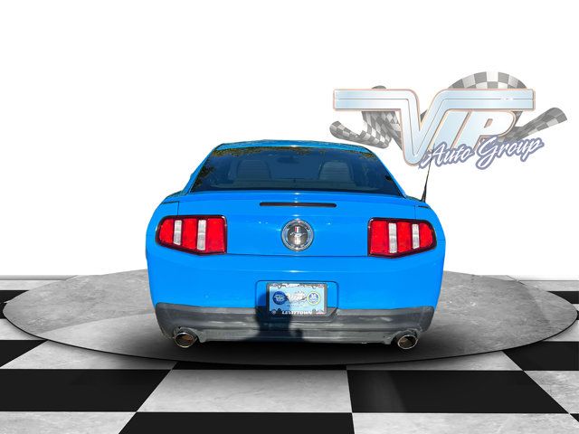 2012 Ford Mustang V6