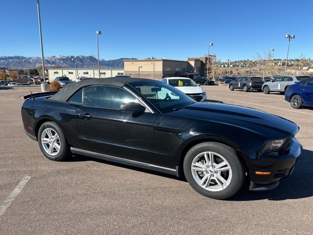 2012 Ford Mustang V6