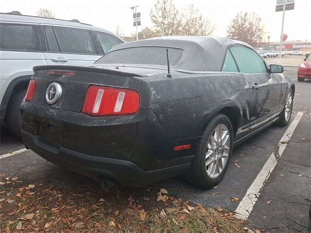 2012 Ford Mustang V6