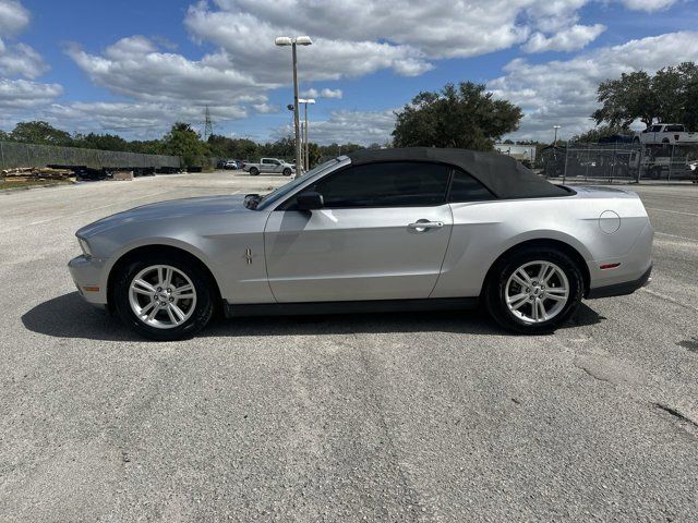 2012 Ford Mustang V6