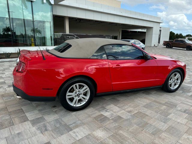 2012 Ford Mustang V6