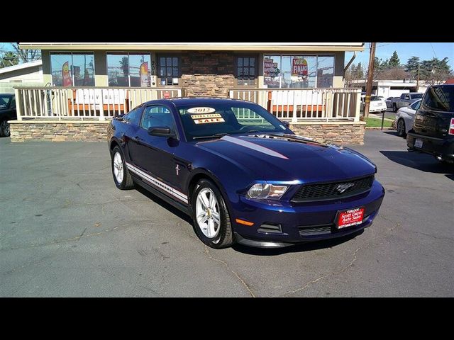 2012 Ford Mustang V6 Premium