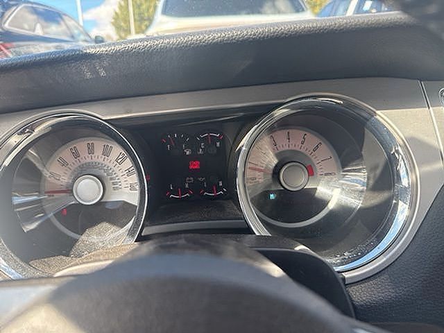 2012 Ford Mustang V6 Premium