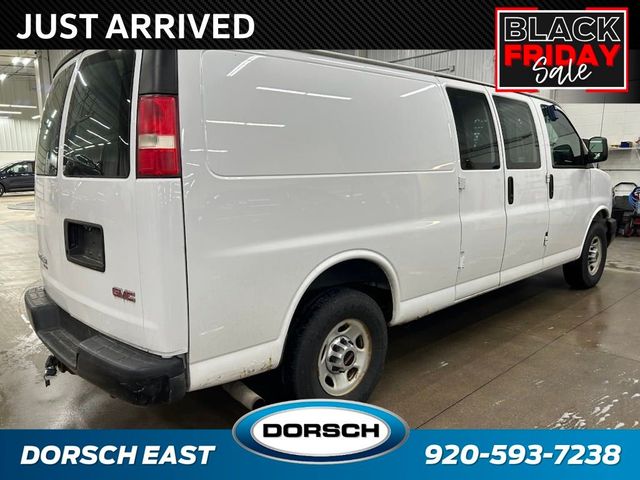 2012 GMC Savana Base