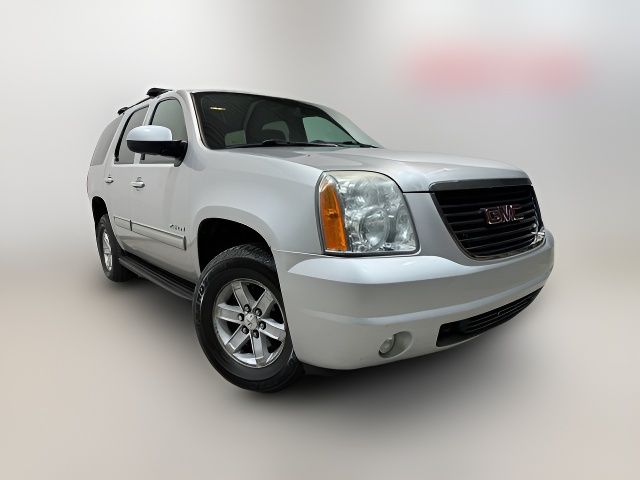 2012 GMC Yukon SLE