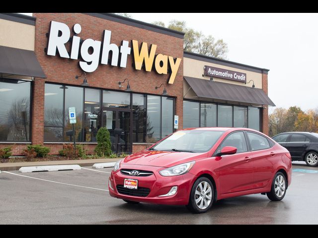 2012 Hyundai Accent GLS