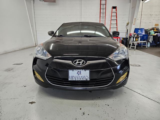 2012 Hyundai Veloster Red Interior