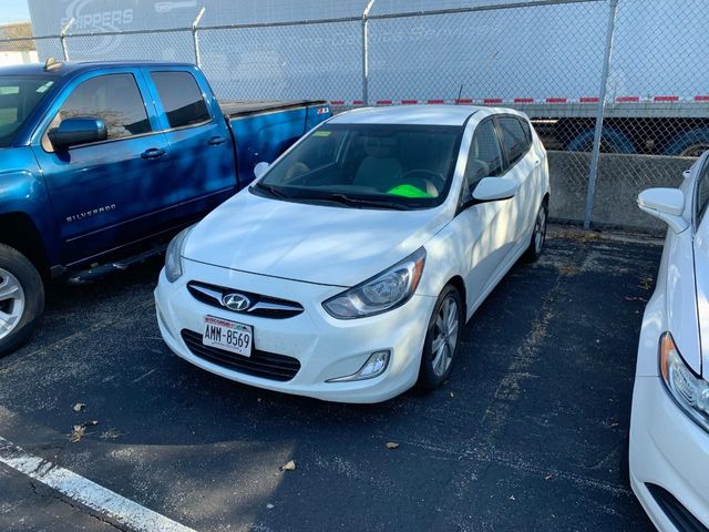 2012 Hyundai Accent SE