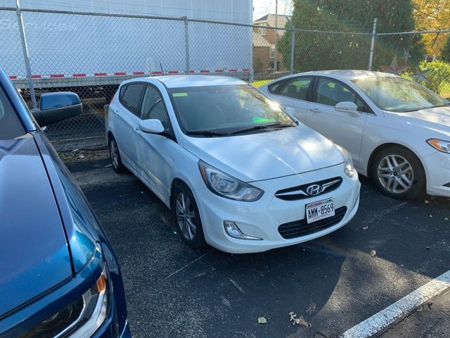 2012 Hyundai Accent SE