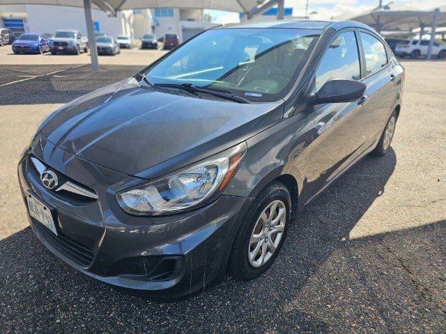 2012 Hyundai Accent GLS