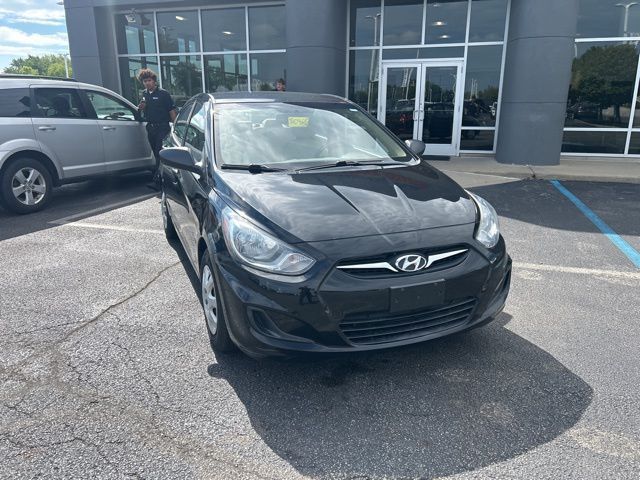 2012 Hyundai Accent GLS