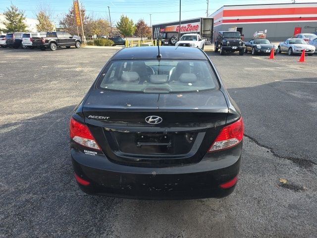 2012 Hyundai Accent GLS