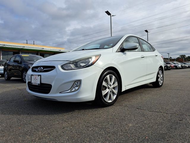 2012 Hyundai Accent GLS