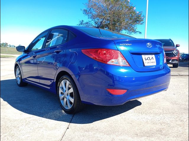 2012 Hyundai Accent GLS