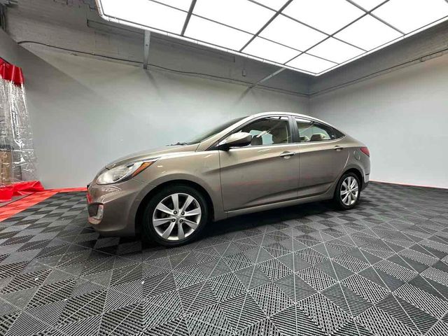 2012 Hyundai Accent GLS