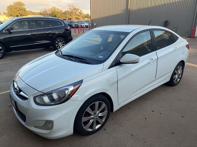 2012 Hyundai Accent GLS