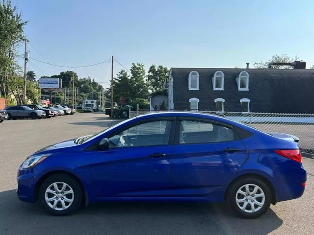 2012 Hyundai Accent GLS