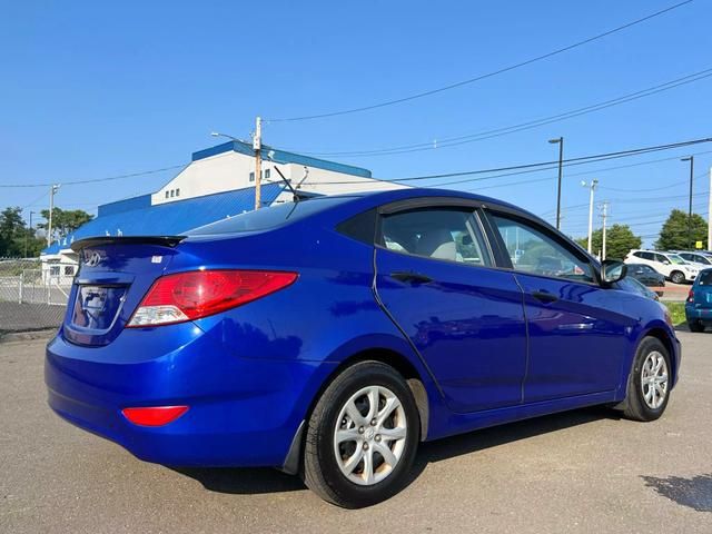 2012 Hyundai Accent GLS