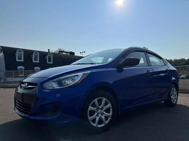 2012 Hyundai Accent GLS