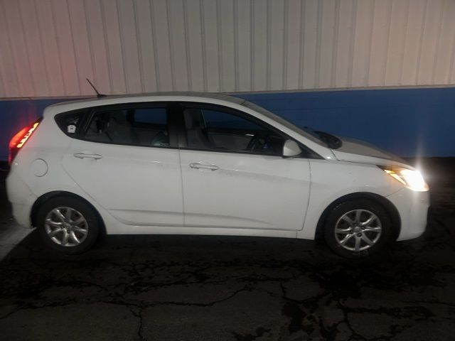 2012 Hyundai Accent GS