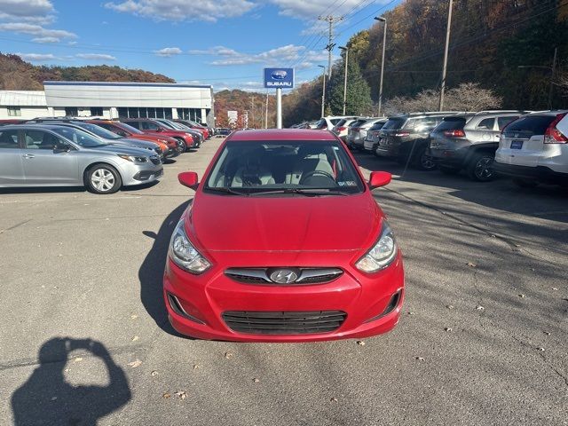 2012 Hyundai Accent GS