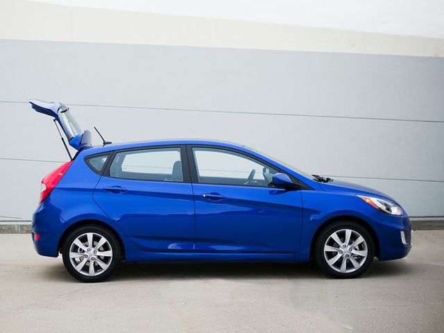 2012 Hyundai Accent GS