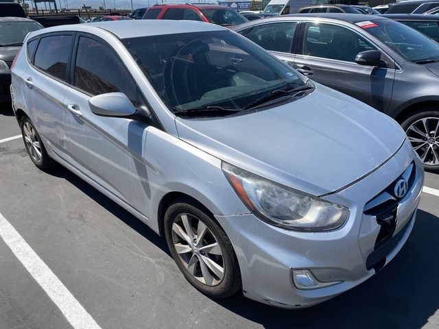 2012 Hyundai Accent SE