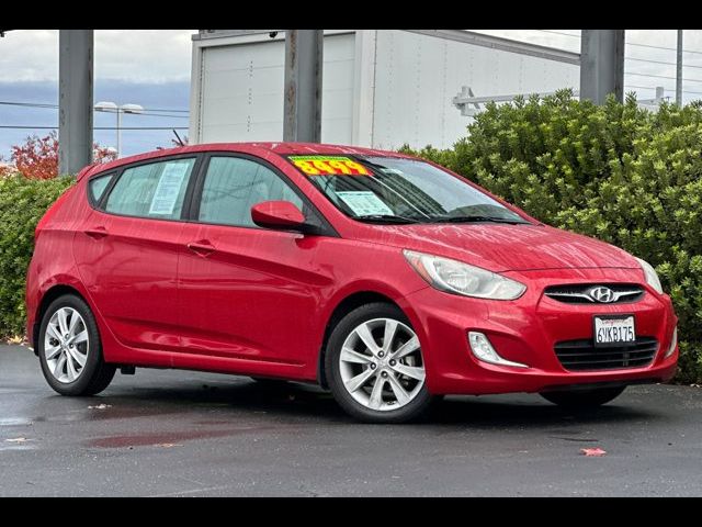 2012 Hyundai Accent SE