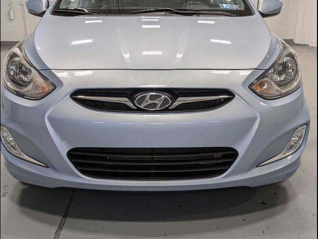 2012 Hyundai Accent SE