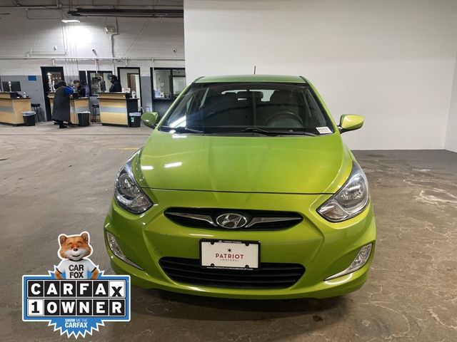 2012 Hyundai Accent SE