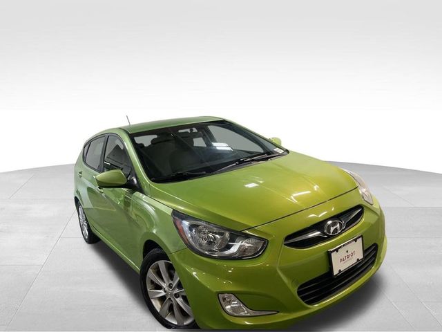 2012 Hyundai Accent SE