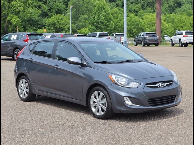 2012 Hyundai Accent SE