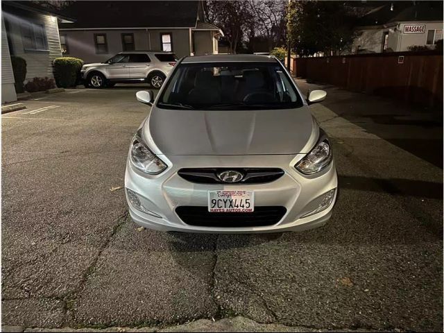 2012 Hyundai Accent SE