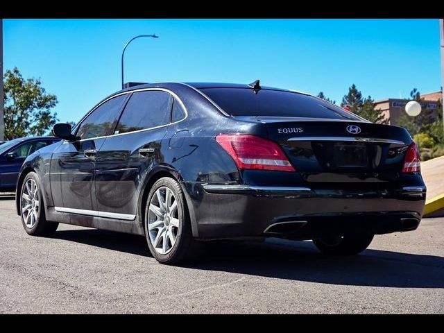 2012 Hyundai Equus Signature