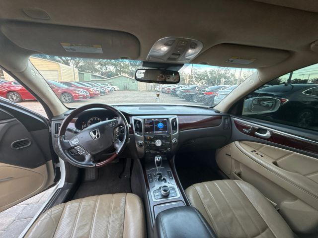 2012 Hyundai Equus Signature