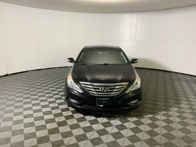 2012 Hyundai Sonata 2.4L Limited Wine Interior