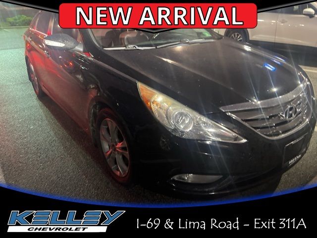 2012 Hyundai Sonata 2.4L Limited Wine Interior