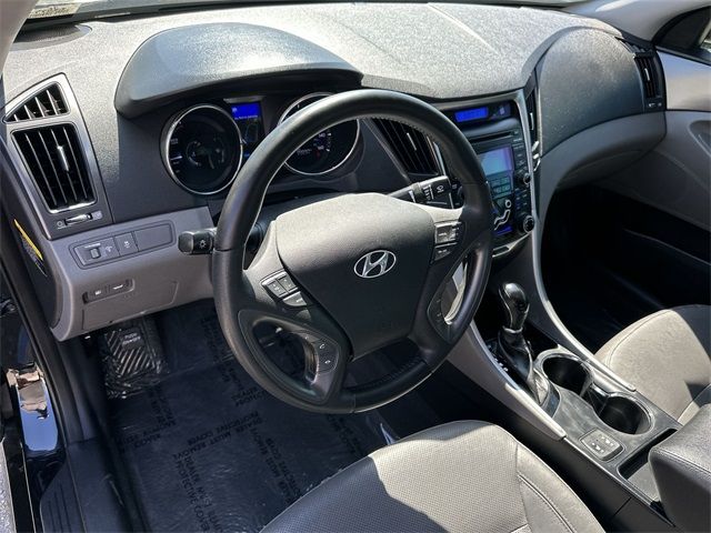 2012 Hyundai Sonata Hybrid Base