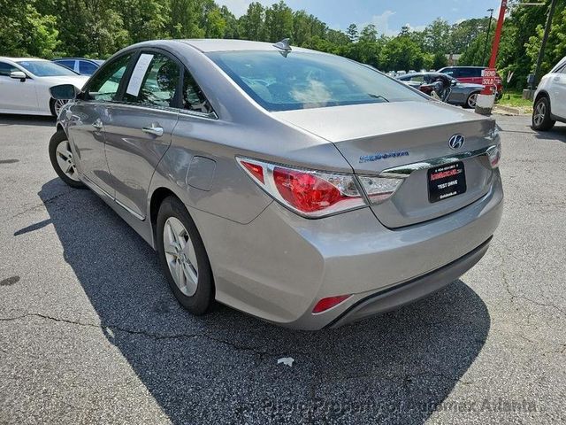 2012 Hyundai Sonata Hybrid Base