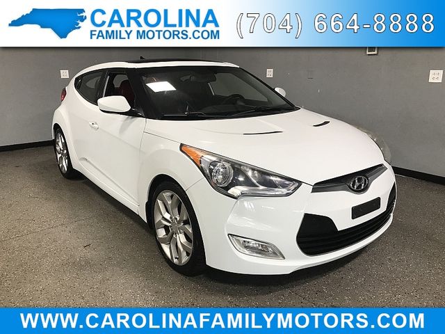 2012 Hyundai Veloster Red Interior