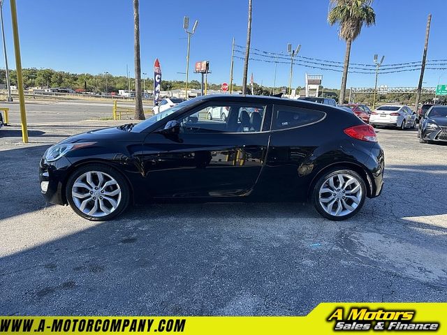 2012 Hyundai Veloster Black Interior