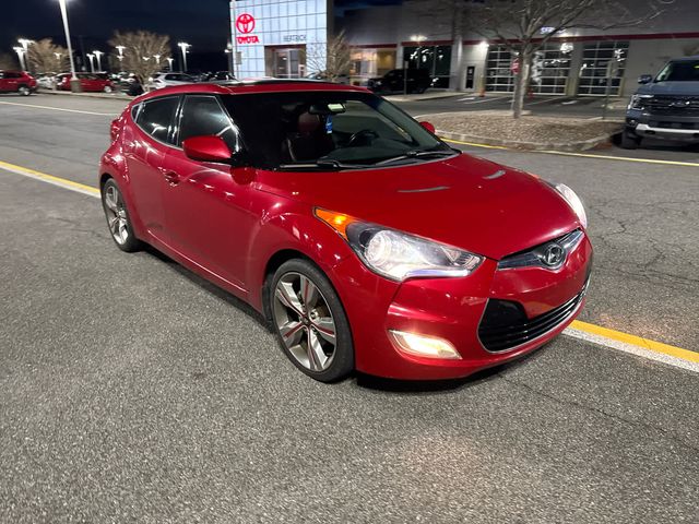 2012 Hyundai Veloster Red Interior