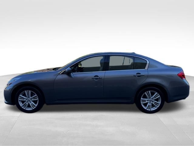 2012 INFINITI G37 X