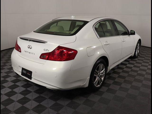 2012 INFINITI G37 X