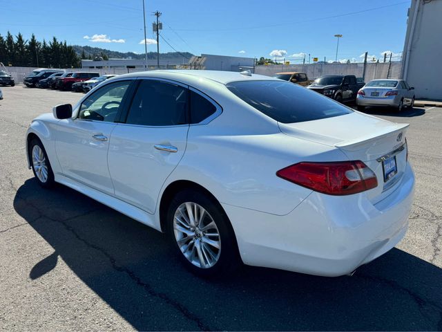 2012 INFINITI M56 Base