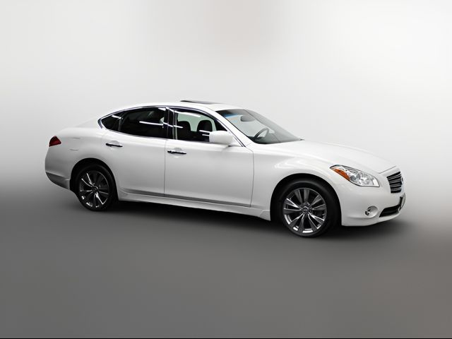 2012 INFINITI M56 Base