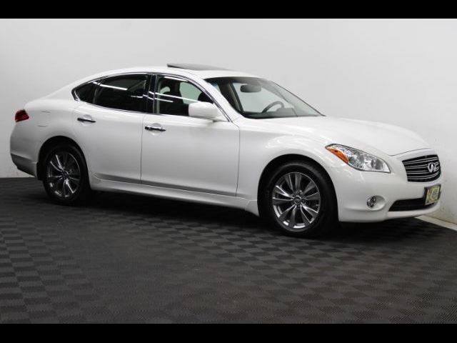 2012 INFINITI M56 Base