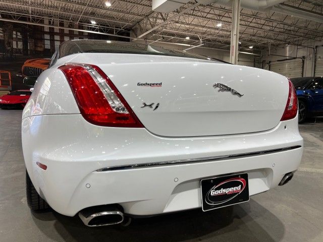 2012 Jaguar XJ Base