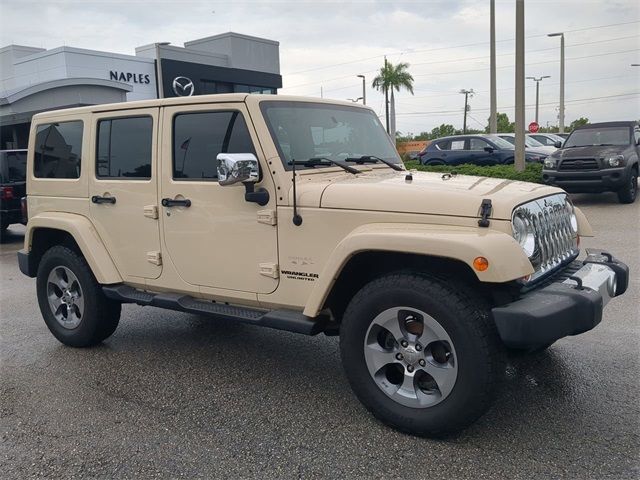 2012 Jeep Wrangler Unlimited Sahara